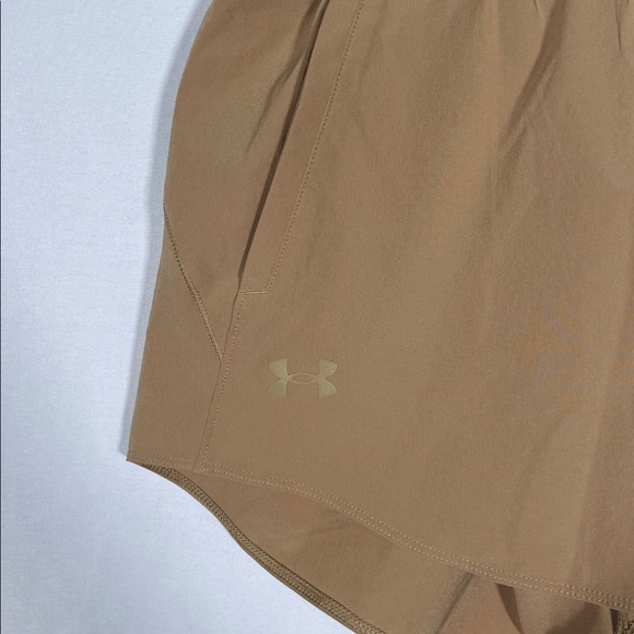 UNDER ARMOUR WOMENS VANISH SHORTS TAN MEDIUM - Picture 3 of 6
